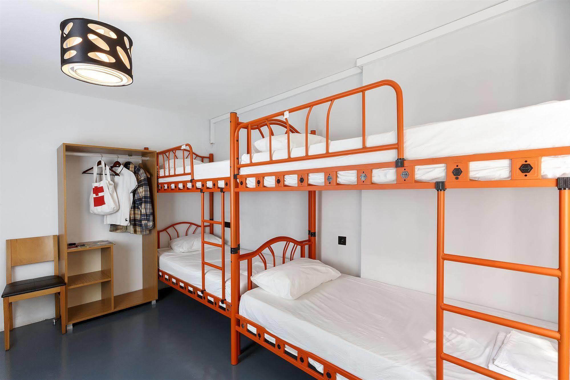 Hush Hostel Moda Стамбул Екстер'єр фото
